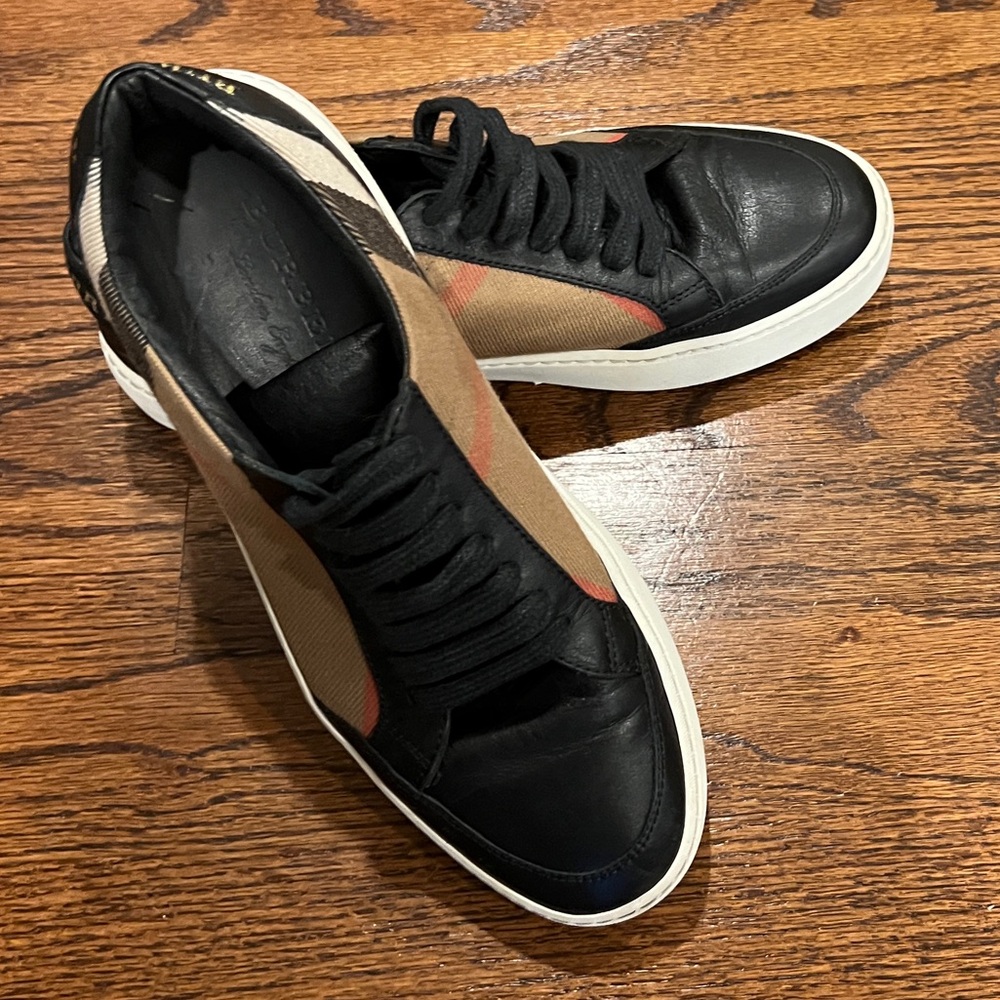 Burberry sneakers - Picture 8 of 8